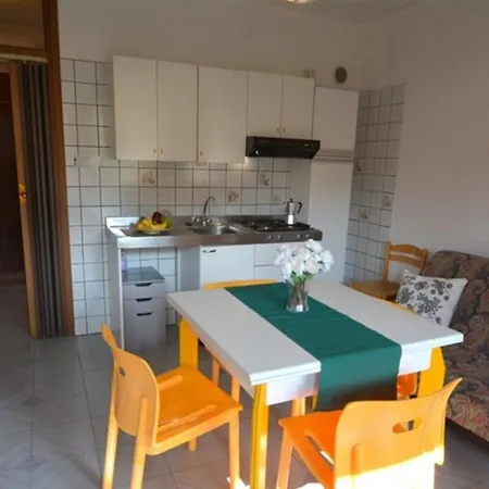 Appartamento Comfortable Flat With Balcony For 5 Guests In Lignano Sabbiadoro