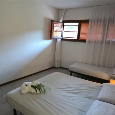 Comfortable Flat With Balcony For 5 Guests In Daire